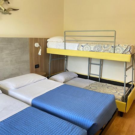 Hotel Betty B&B Rimini Buitenkant foto